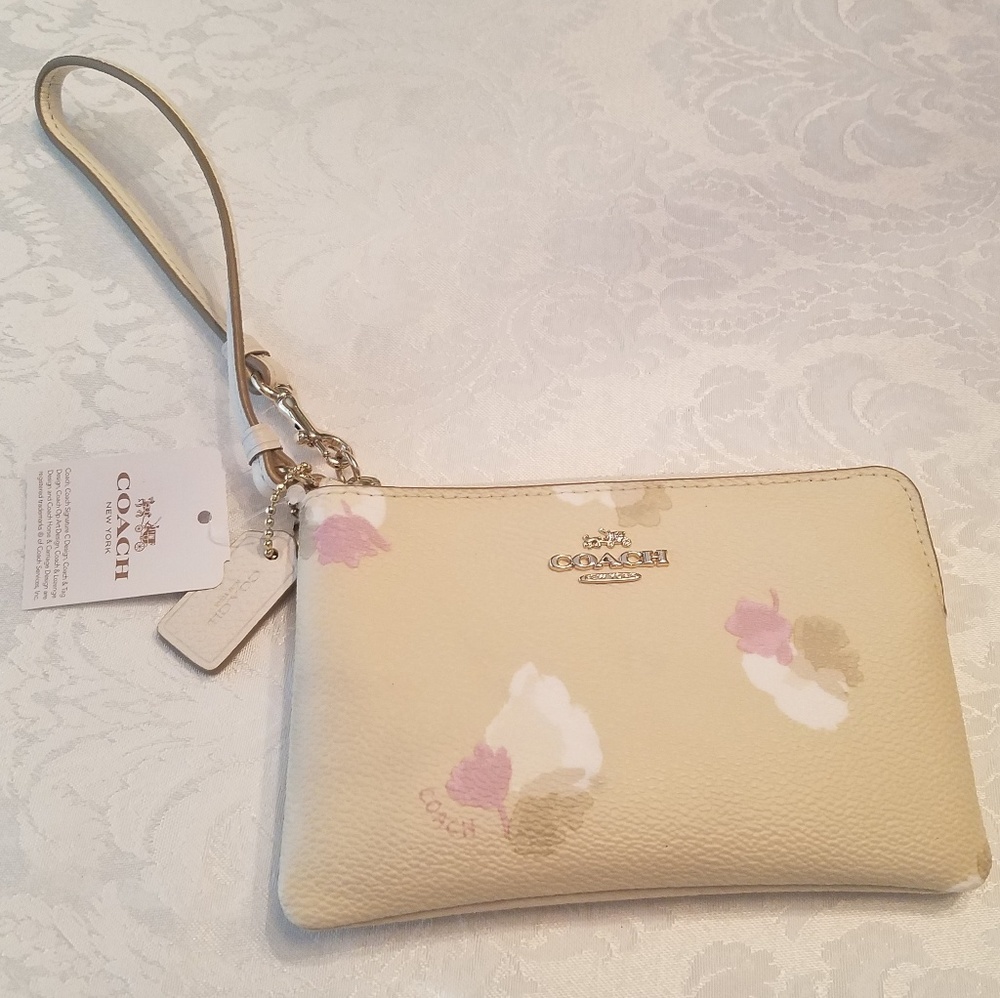 NWT - COACH - 6" wristlet, beachwood floral